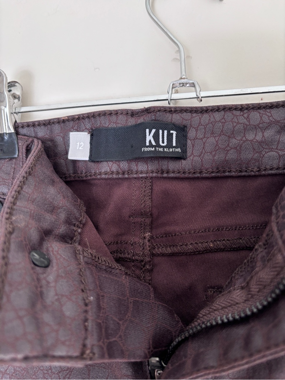 Kut from the Kloth Brown Croc-Embossed Skinny Pants - Picture 2 of 3